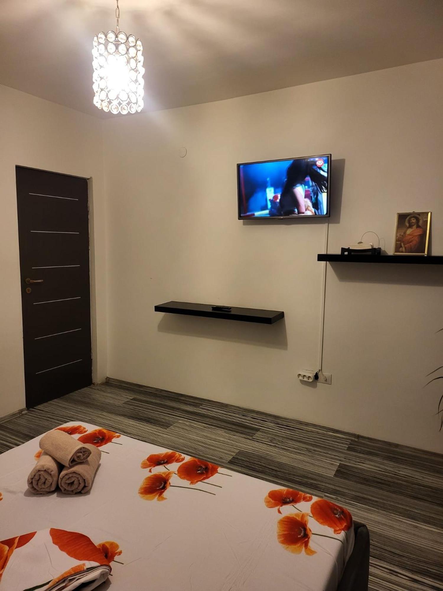 בוקרשט Enzso Residence Ap 2 Cam,Piata Natiunile Unite, Nr3-5,Bloc B2, Sc2, Et 1, Ap34 מראה חיצוני תמונה